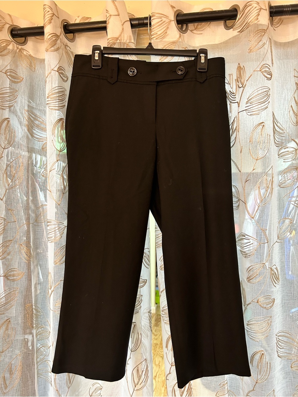 Ann Taylor Black Lindsay dress capris with Button Tab Cuffs